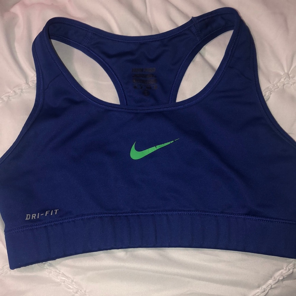 Nike sports bra